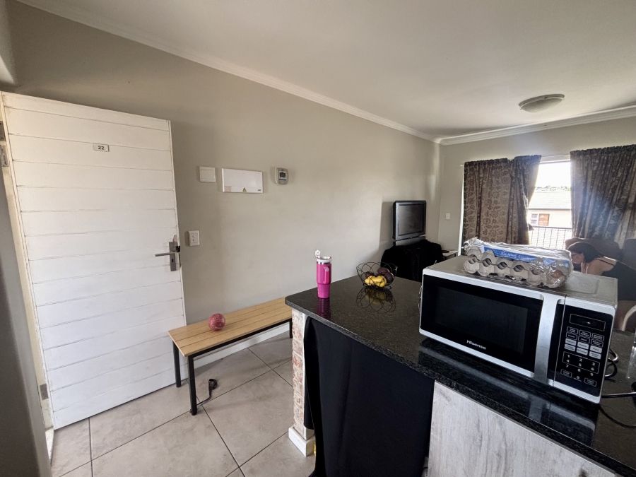 To Let 2 Bedroom Property for Rent in Brackenfell South Western Cape